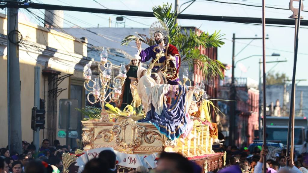 Procesión de Jesús de las Palmas invita a acercarse a Dios | Alex Meoño