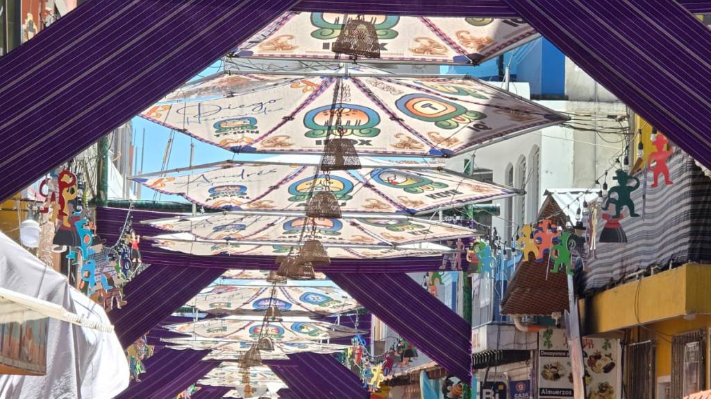 Turistas disfrutan el Domingo de Ramos en San Juan La Laguna | Cortesía Douglas Barán