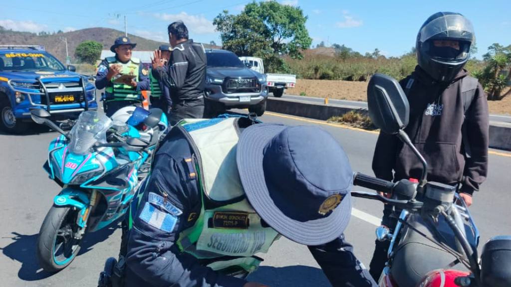 Identifican más tránsito vehicular en las carreteras del país | PNC de Guatemala