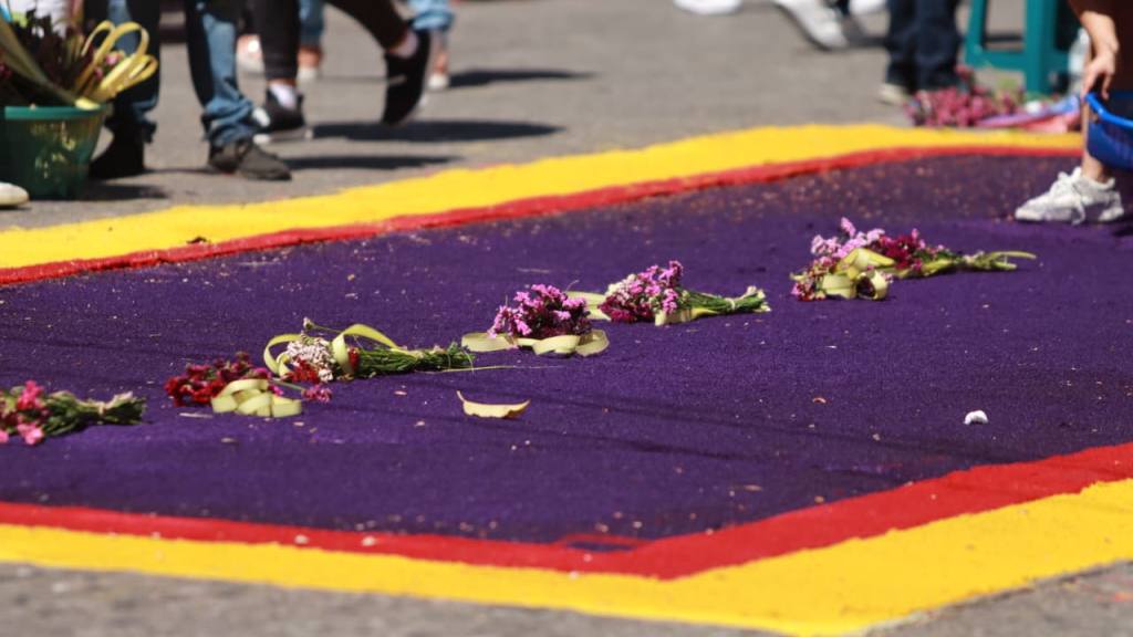 Agradecimiento en el recorrido de Jesús de los Milagros | Alex Meoño