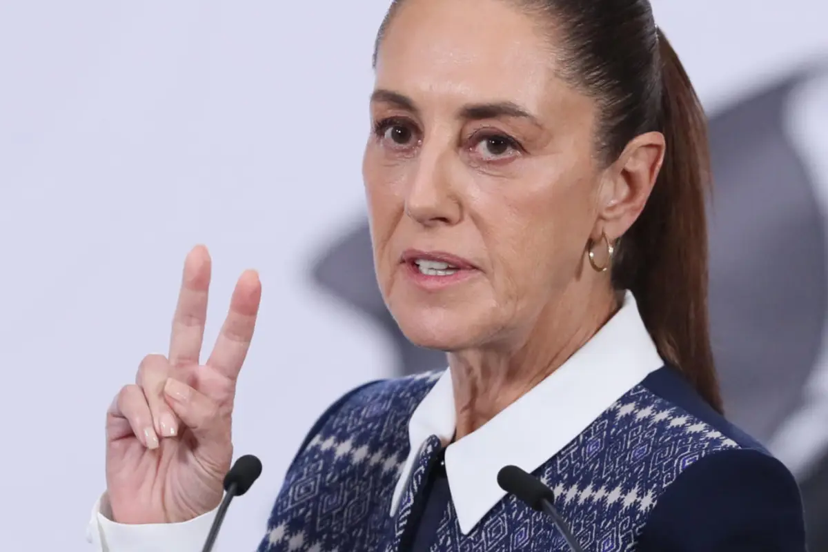 La presidenta de México, Claudia Sheinbaum, habla en una rueda de prensa este 14 de abril de 2026, en el Palacio Nacional, en Ciudad de México (México),  EFE/Mario Guzmán
