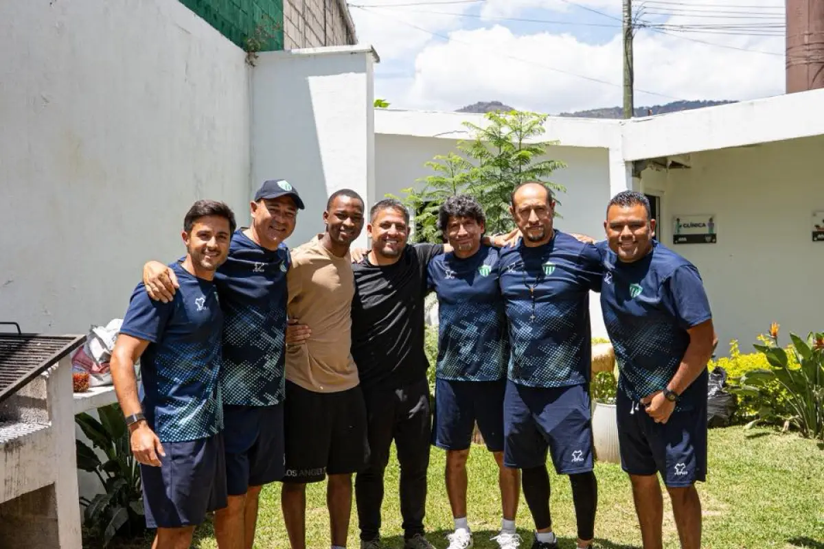 Marvin Ávila se despidió de Antigua y puso rumbo a Brasil - Antigua GFC