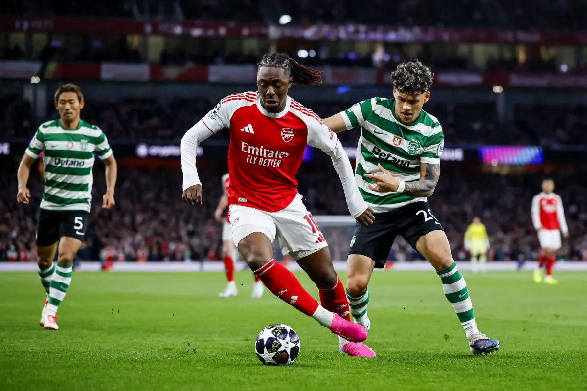 Acción entre Arsenal vs. Sporting de Lisboa