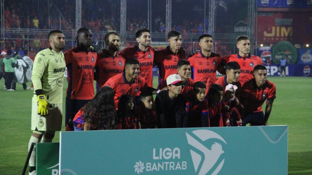 Clausura 2026: Municipal vs. Comunicaciones      | Alex Meoño