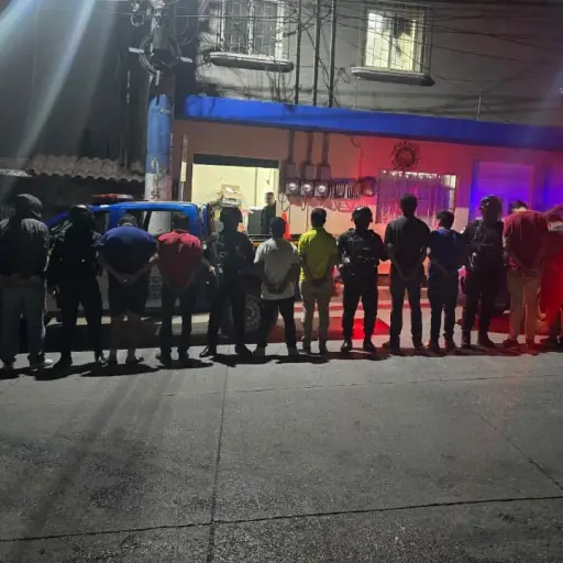 Todos los detenidos fueron conducidos hasta la sede policial de Cobán, Alta Verapaz. ,PNC de Guatemala.