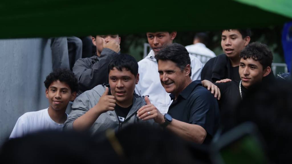 Celebran el Festival de la Juventud en Plaza Berlín, zona 13 | Alex Meoño