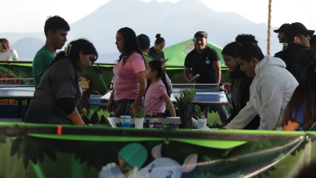 Celebran el Festival de la Juventud en Plaza Berlín, zona 13 | Alex Meoño