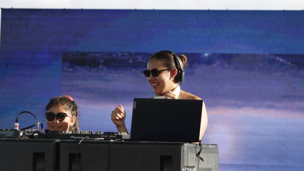 Celebran el Festival de la Juventud en Plaza Berlín, zona 13 | Alex Meoño