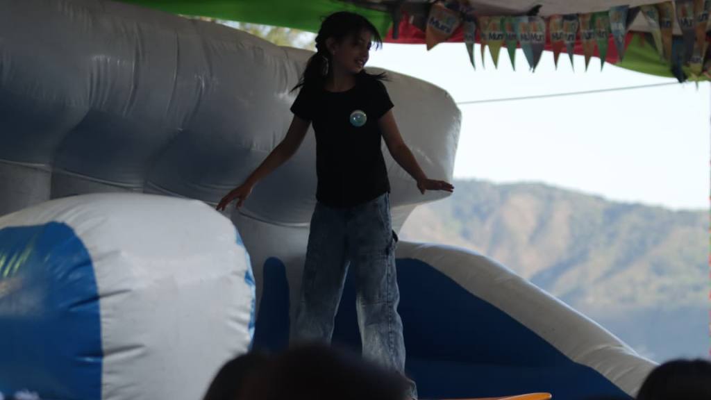 Celebran el Festival de la Juventud en Plaza Berlín, zona 13 | Alex Meoño