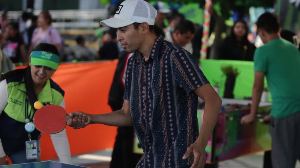 Celebran el Festival de la Juventud en Plaza Berlín, zona 13 | Alex Meoño