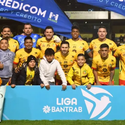 Marquense goleó a Mictlán en el estadio Marquesa de la Ensenada 