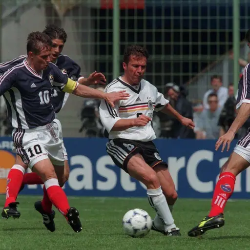 Partido entre Alemania y Yugoslavia en el Mundial de 1998 - Kodro Magazine