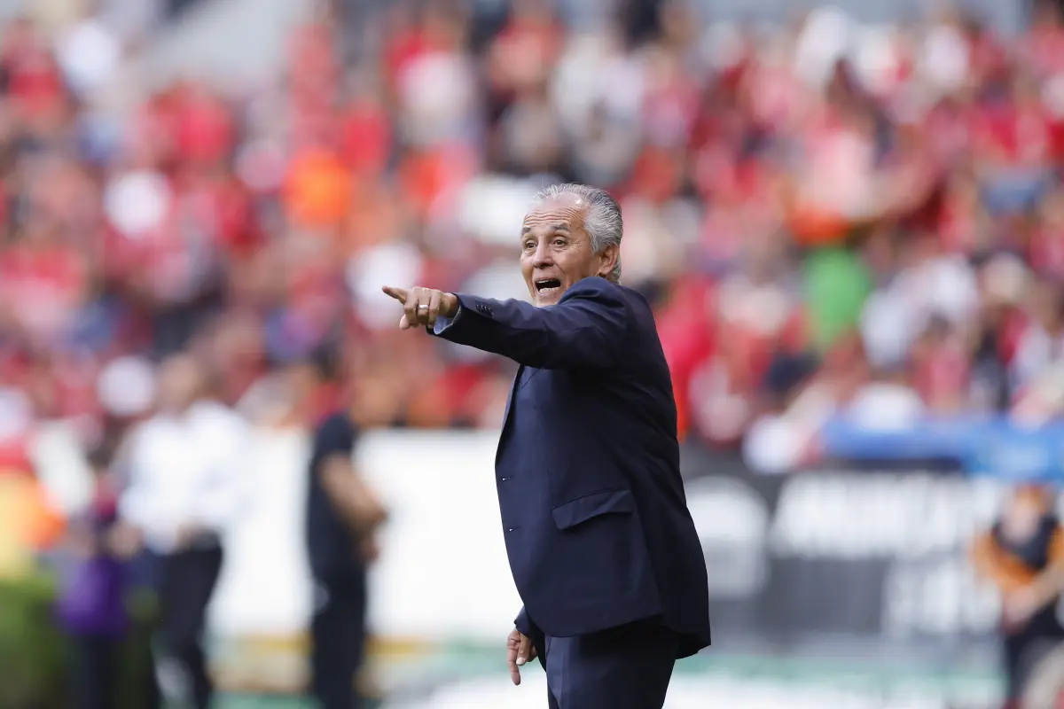 Sergio Bueno, técnico del Mazatlán 