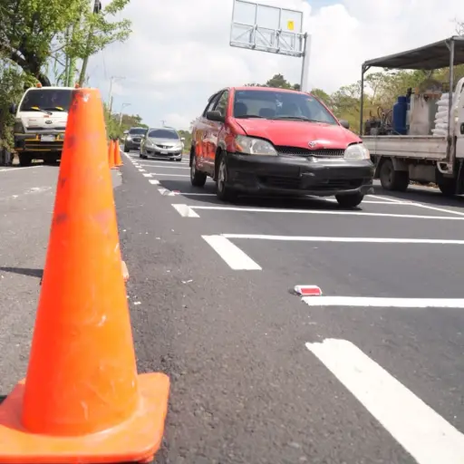 Las autoridades hicieron un llamado a manejar con precaución por las lluvias que afectan una parte del país. ,Tránsito PNC.