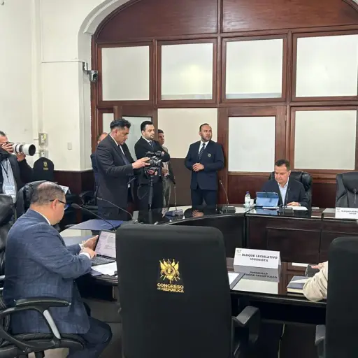 Reunión de la instancia de jefes de bloque en el Congreso el lunes 6 de abril de 2026. ,Dayana Rashón/EU