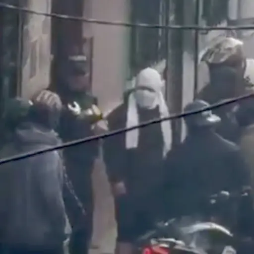 Grabaciones evidencian caos y terror durante enfrentamiento armado en San Juan Sacatepéquez. ,Redes sociales.