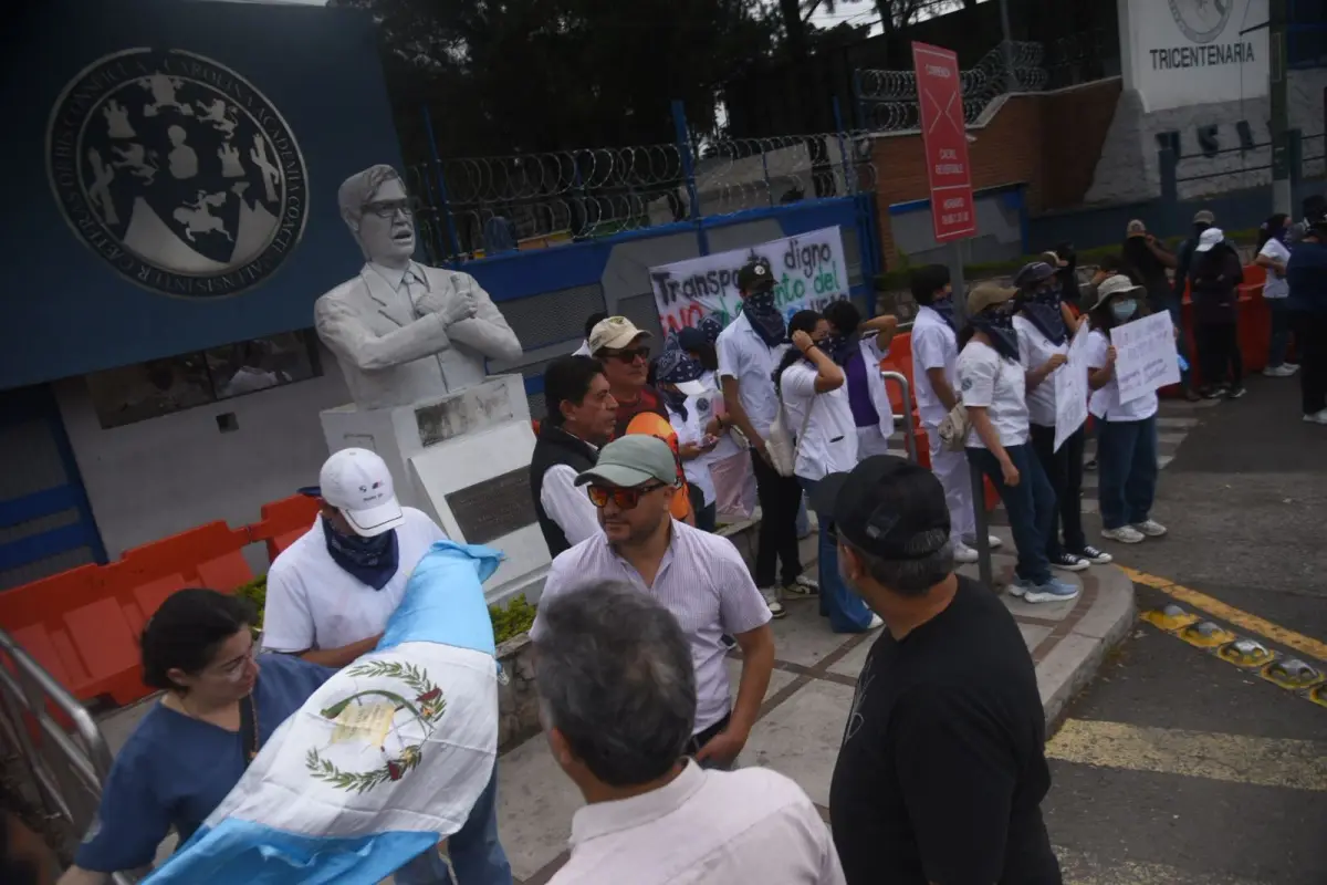 ., Omar Solís/Emisoras Unidas