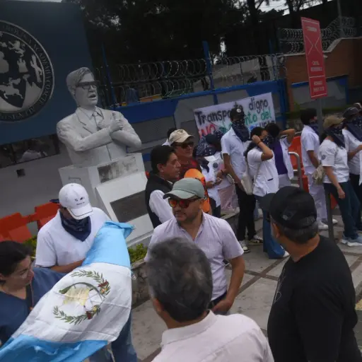 . ,Omar Solís/Emisoras Unidas