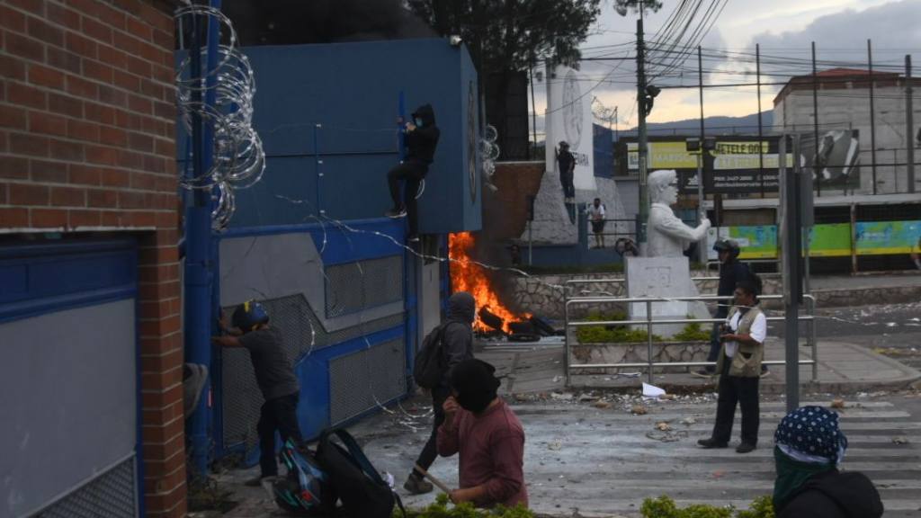 Retoman USAC | Foto Omar Solís