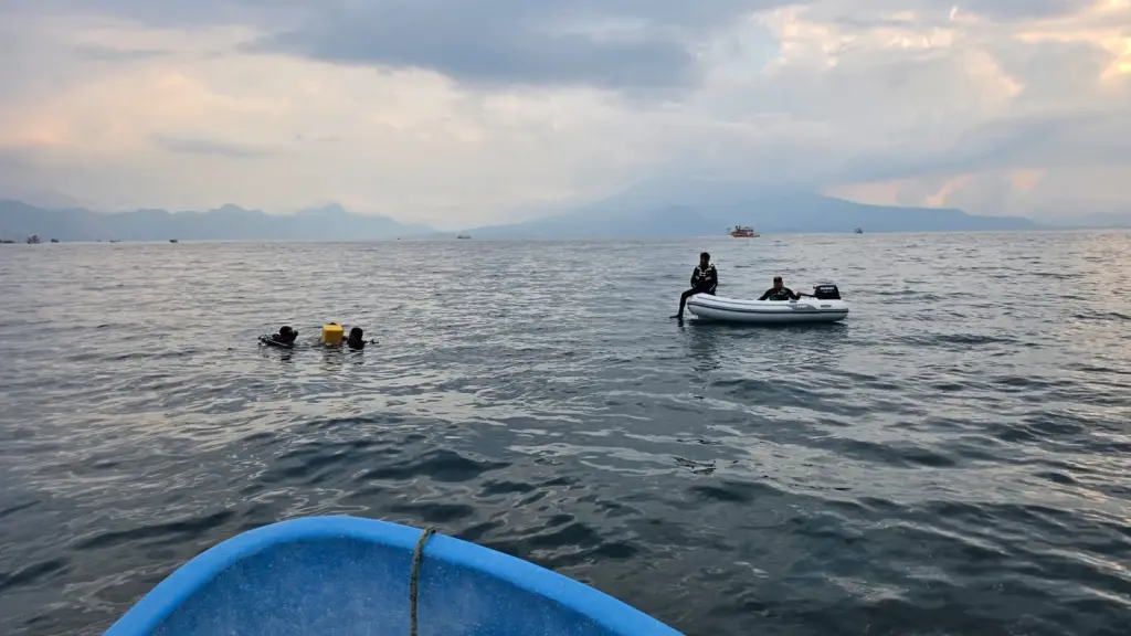 Los cuerpos de rescate recibieron los llamados de alerta a las 15:30 horas. ,Bomberos Voluntarios.