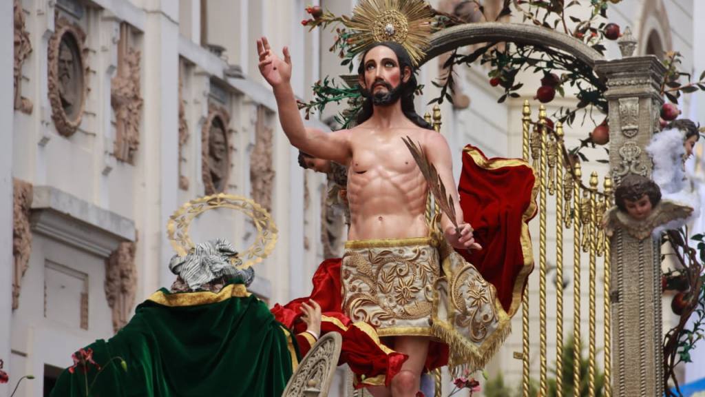 Procesión de Jesús Resucitado alegra las calles de la zona 1 | Alex Meoño