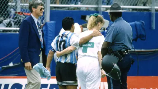 Diego Maradona en el top de escándalos en los Mundiales