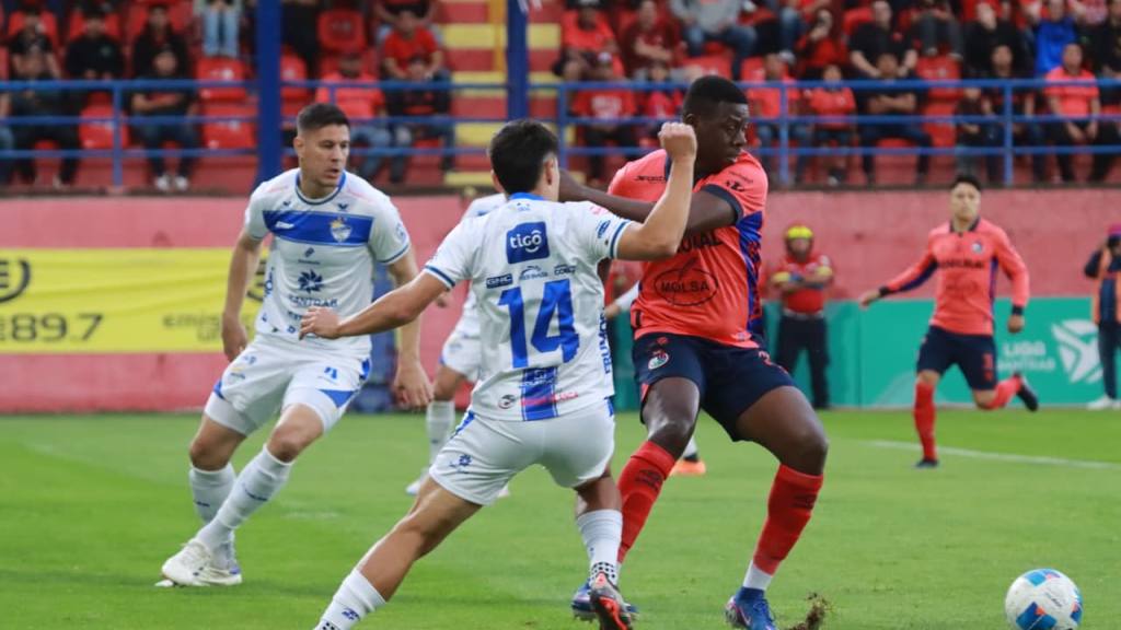 Municipal vs. Cobán - Jornada 18 Clausura 2026 | Alex Meoño