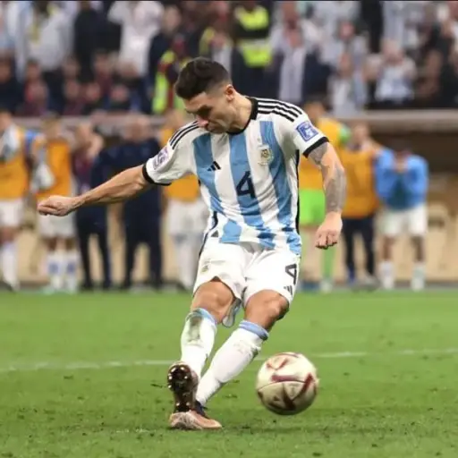 Gonzalo Montiel en el momento más importante en la Copa del Mundo de la FIFA Catar 2022 