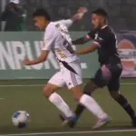 La jugada polémica del Comunicaciones 1-0 Mixcot