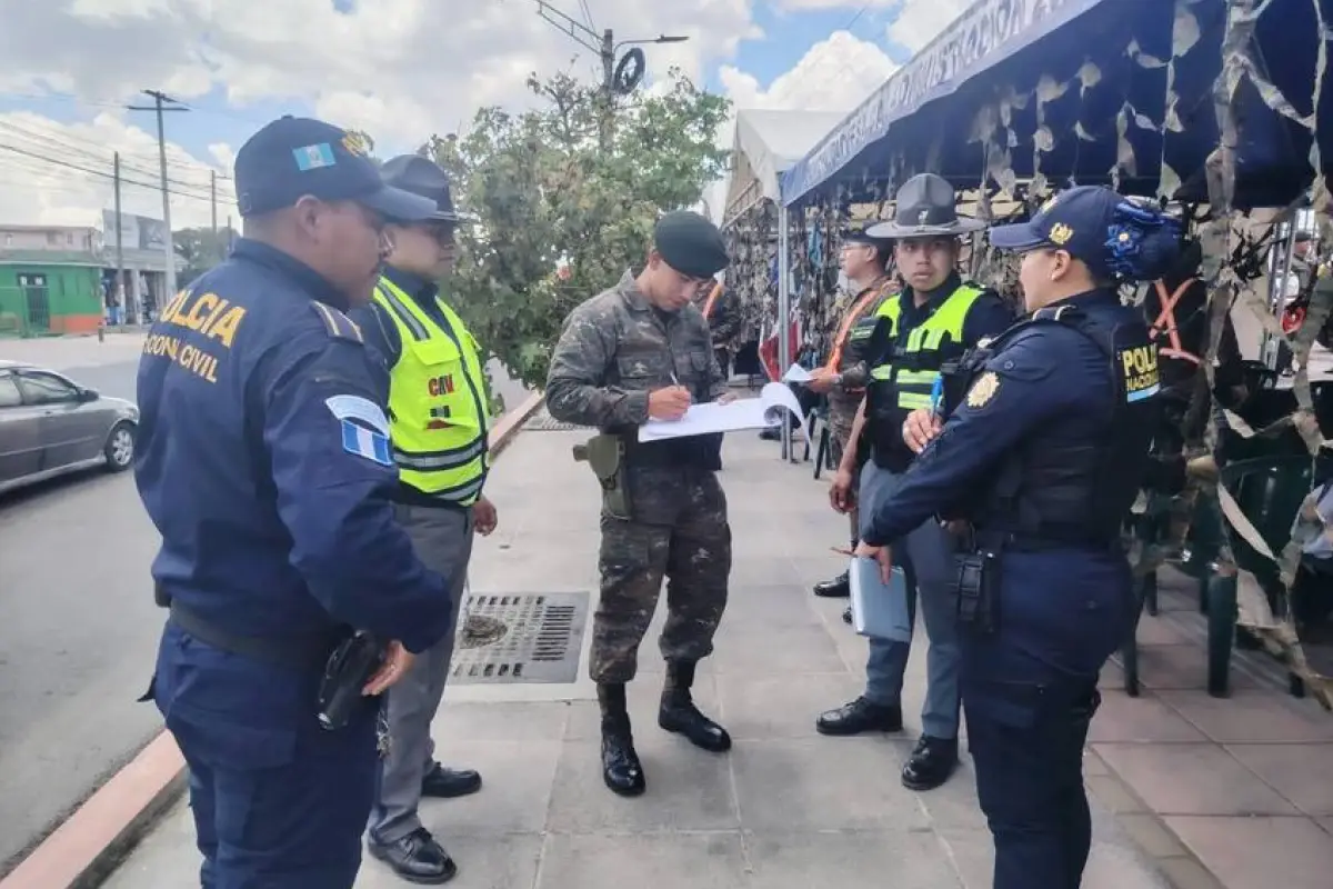 Equipos interinstitucionales mantienen operativos en carreteras durante la Semana Santa 2026., Provial
