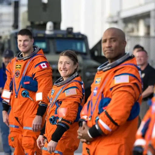 Christina Koch ,Redes sociales