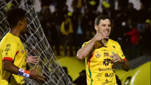 Marquense gana el Clásico de Occidente y pone ardiente el descenso 