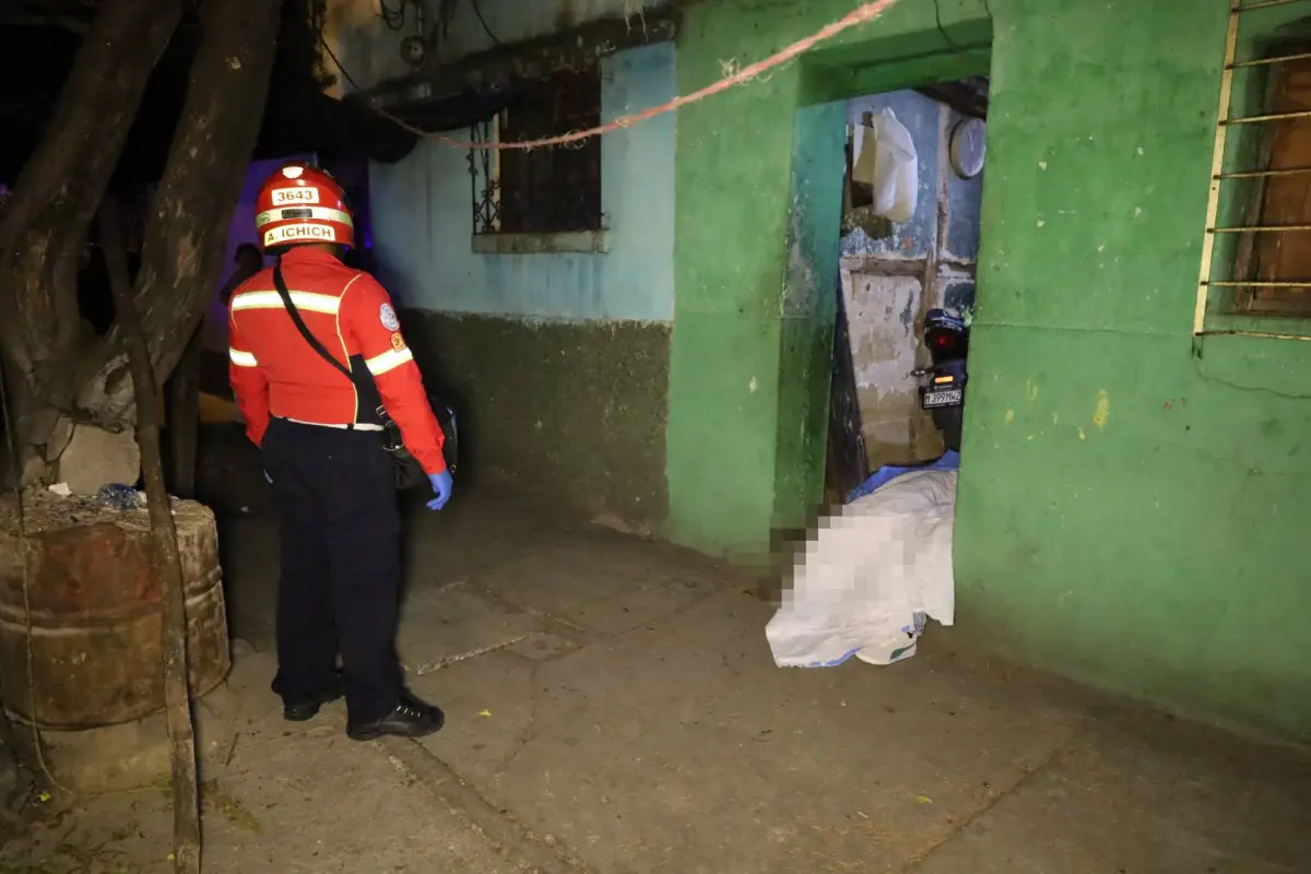 ., Bomberos Municipales