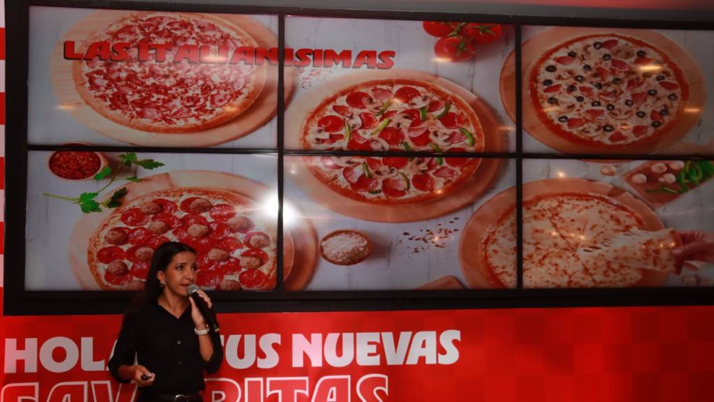 Pizza Hut lanza su campaña  | Alejandro Meoño