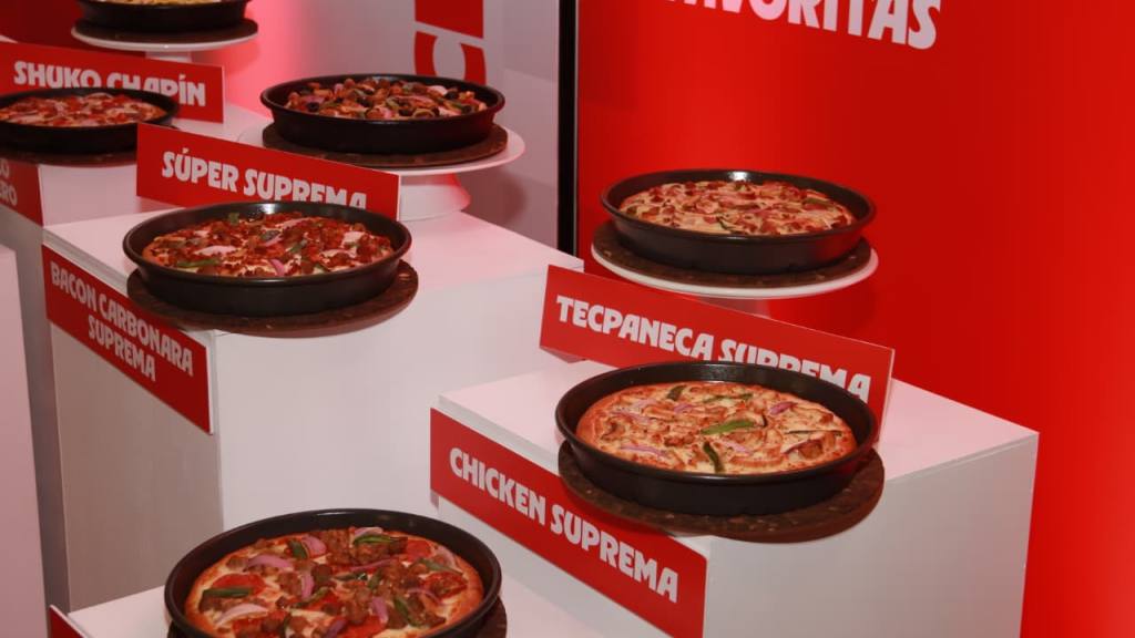 Pizza Hut lanza su campaña  | Alejandro Meoño