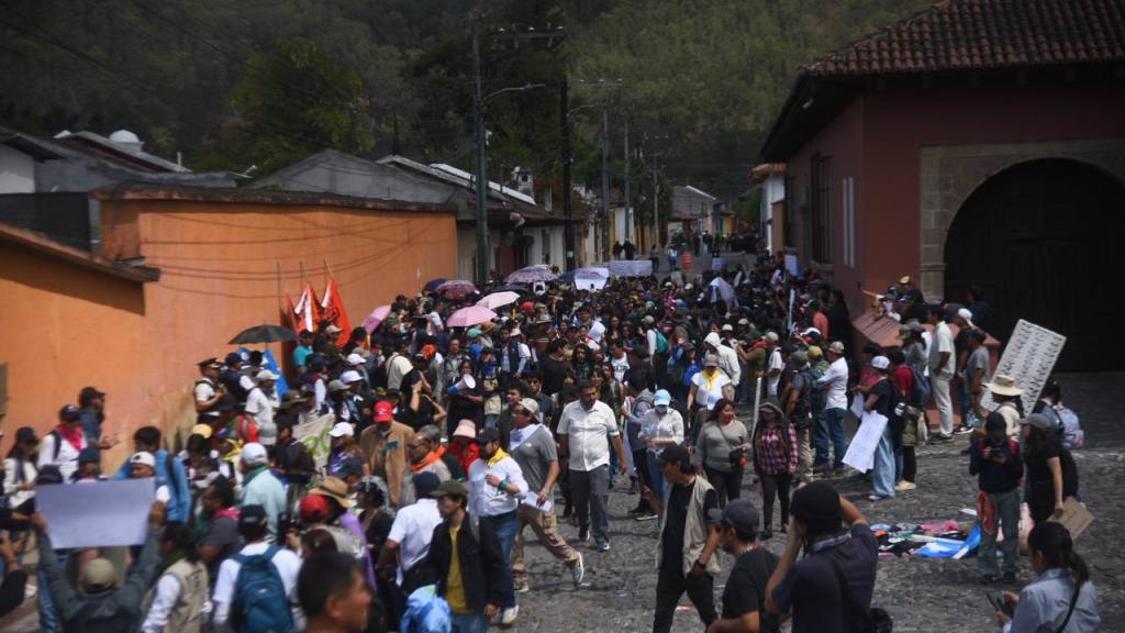 Protestas en Antigua Guatemala por elección de rector de Usac | Omar Solís/EU