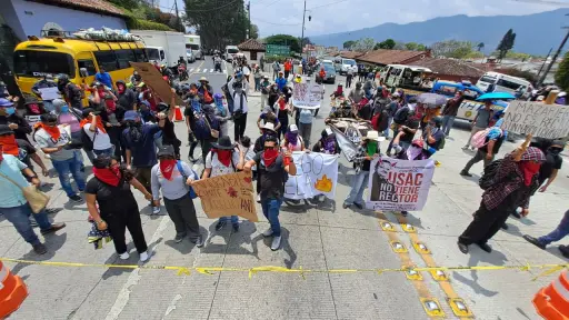 Manifestación en Antigua Guatemala contra la reelección de Walter Mazariegos como rector de la Usac. ,Omar Solís/Emisoras Unidas