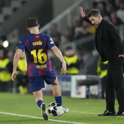 Diego Simeone durante el duelo ante Barcelona 