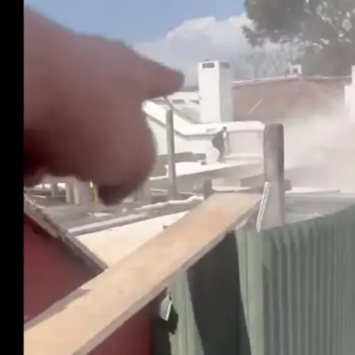 Captan a sujeto disparando al aire en Antigua Guatemala ,Captura de video