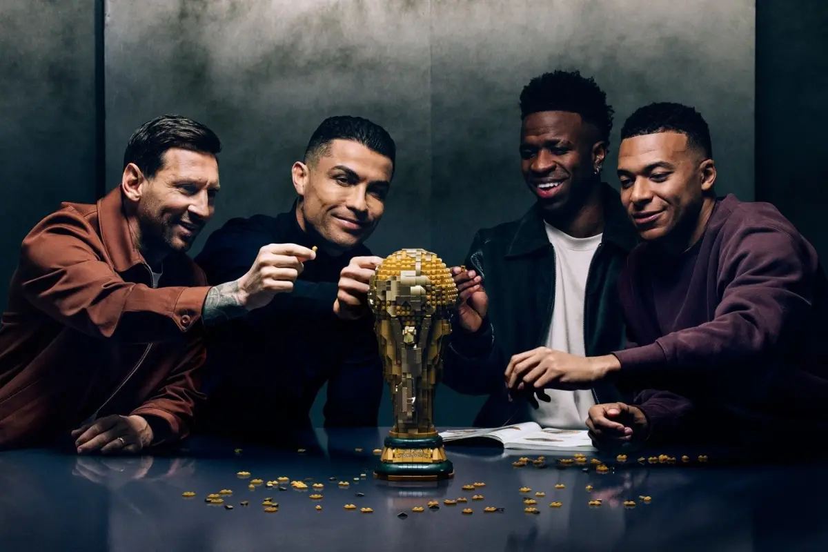 LEGO, Redes sociales