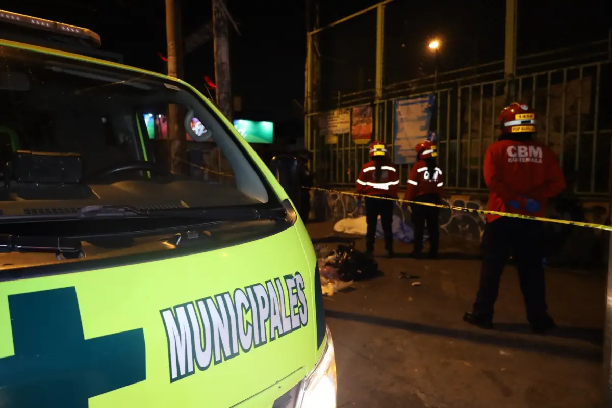 ., Bomberos Municipales