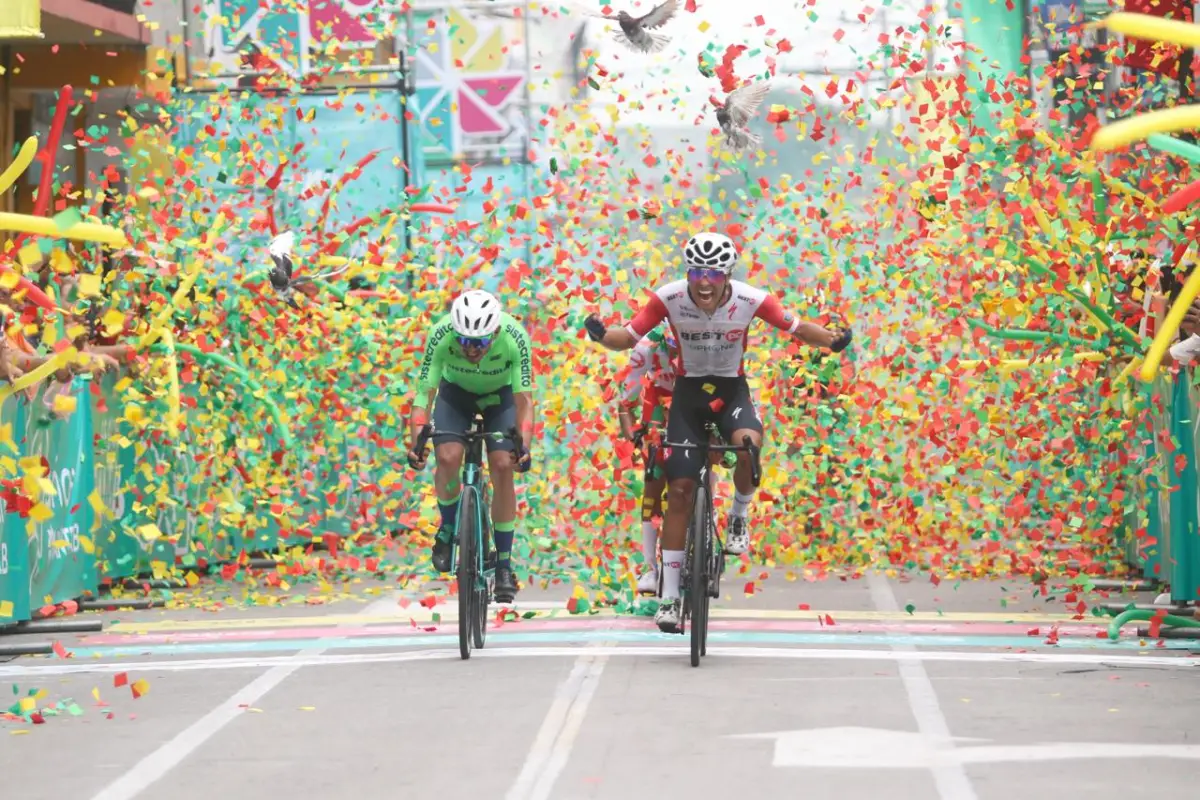 César Guavita triunfa en segunda etapa de la Vuelta Bantrab 2026 