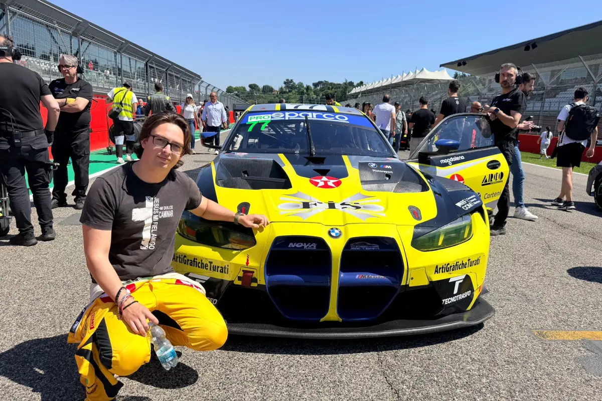 El piloto guatemalteco Ian Rodríguez logra podio en el Campeonato Italiano GT Sprint GT3 en Imola - Corrtesía