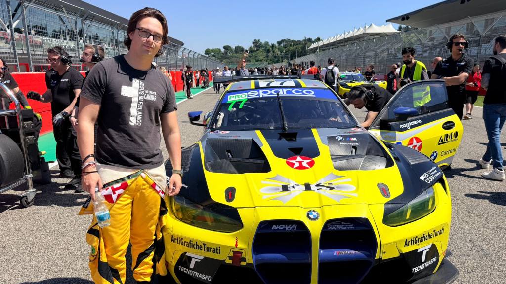 El piloto guatemalteco Ian Rodríguez logra podio en el Campeonato Italiano GT Sprint GT3 en Imola  | Cortesía