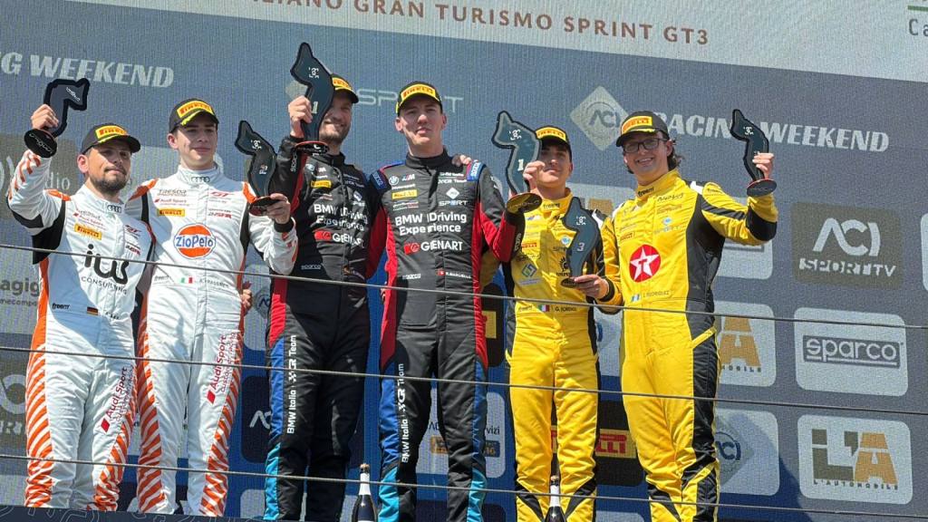 El piloto guatemalteco Ian Rodríguez logra podio en el Campeonato Italiano GT Sprint GT3 en Imola  | Cortesía