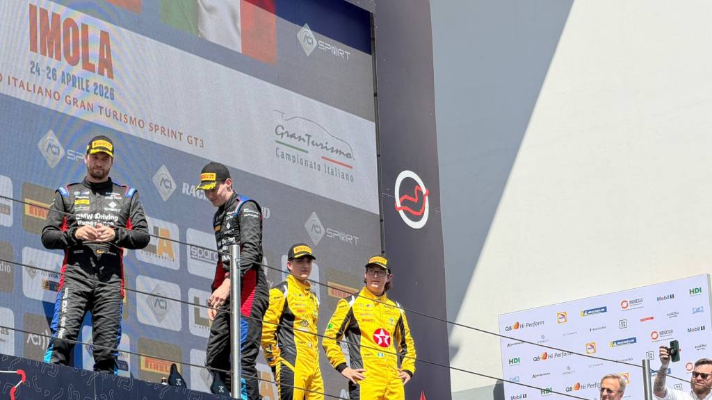 El piloto guatemalteco Ian Rodríguez logra podio en el Campeonato Italiano GT Sprint GT3 en Imola  | Cortesía