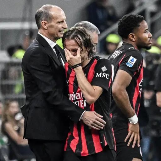 Luka Modric salió lesionado en el partido entre Milan vs. Juventus - EFE