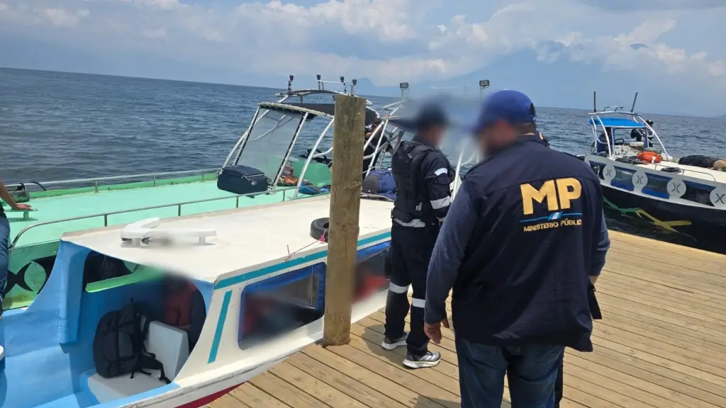 Operativo naval en el Lago de Atitlán, Sololá.  ,Ministerio Público
