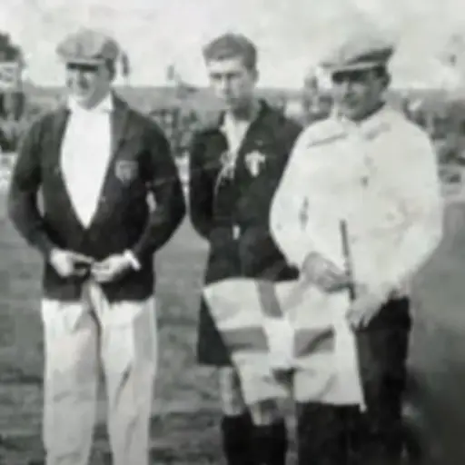 Árbitro brasileño Almeida Rego se confundió y pitó el final del partido Argentina-Francia en el minuto 84