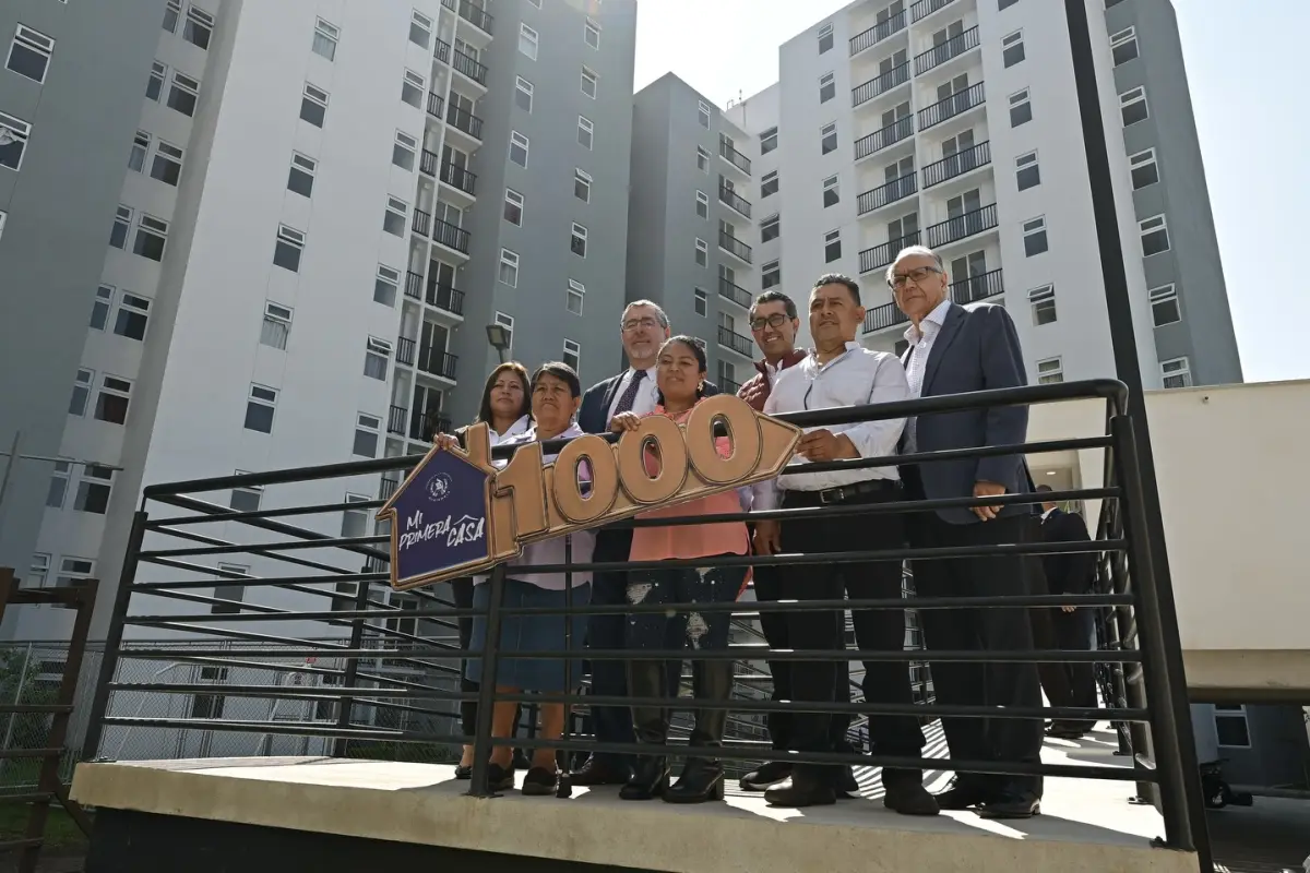 Entrega de la vivienda número 1000 del programa "Mi Primera Casa"., Gobierno de Guatemala